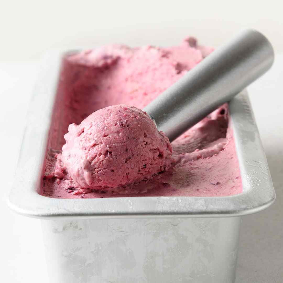 Scoopable Berry Ice Cream in the Thermomix