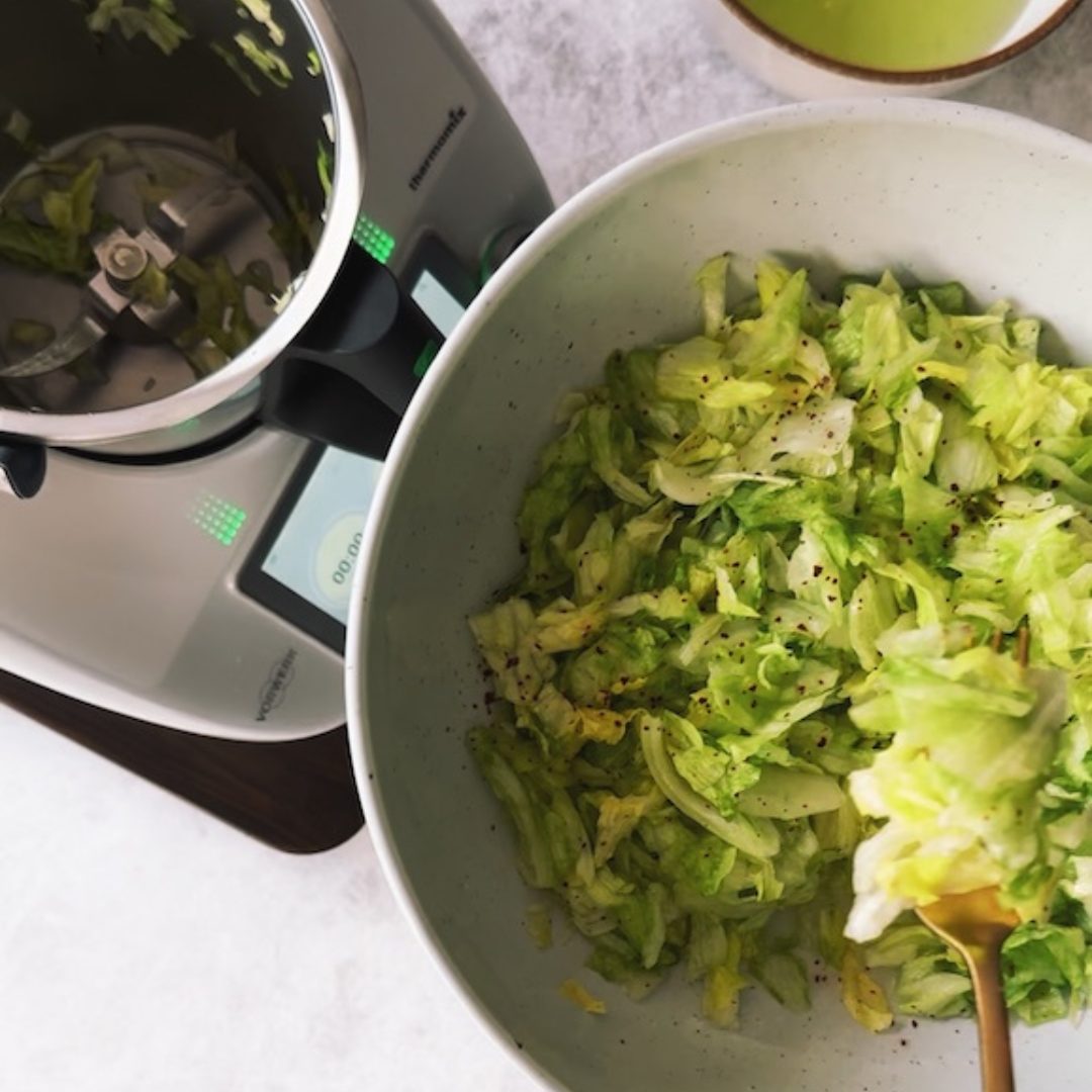 Perfectly Chopped Lettuce in the Thermomix