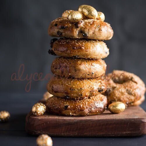 Hot Cross Bagels