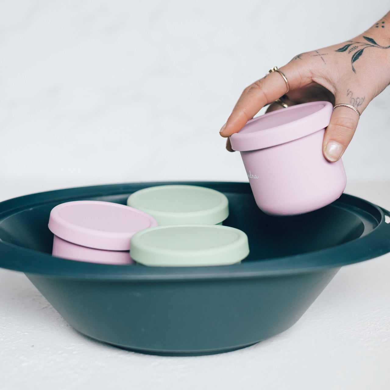Api Pots Containers Mini Silicone Pot Containers with Lids | 250ml – alyce alexandra