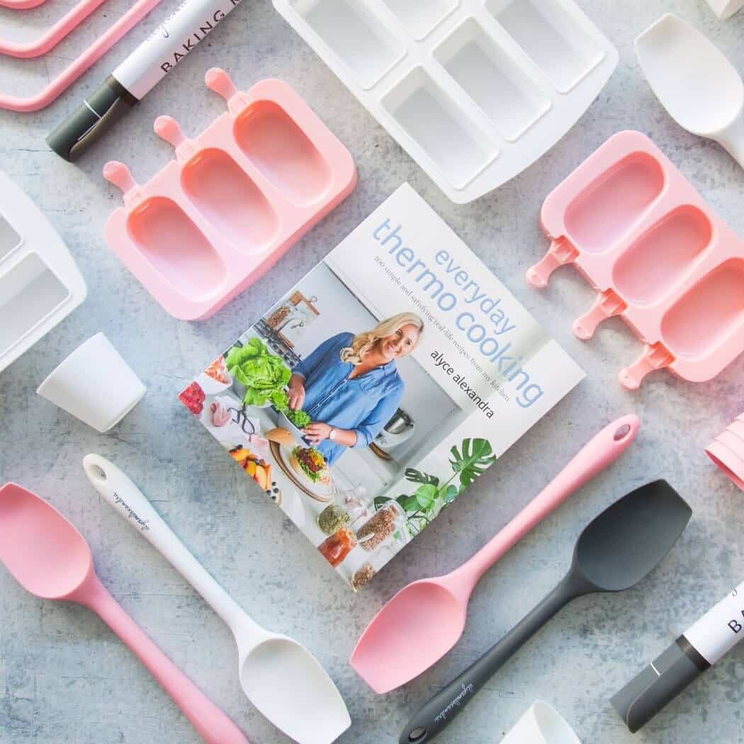 Inside pages of Everyday Thermo Cooking for Thermomix