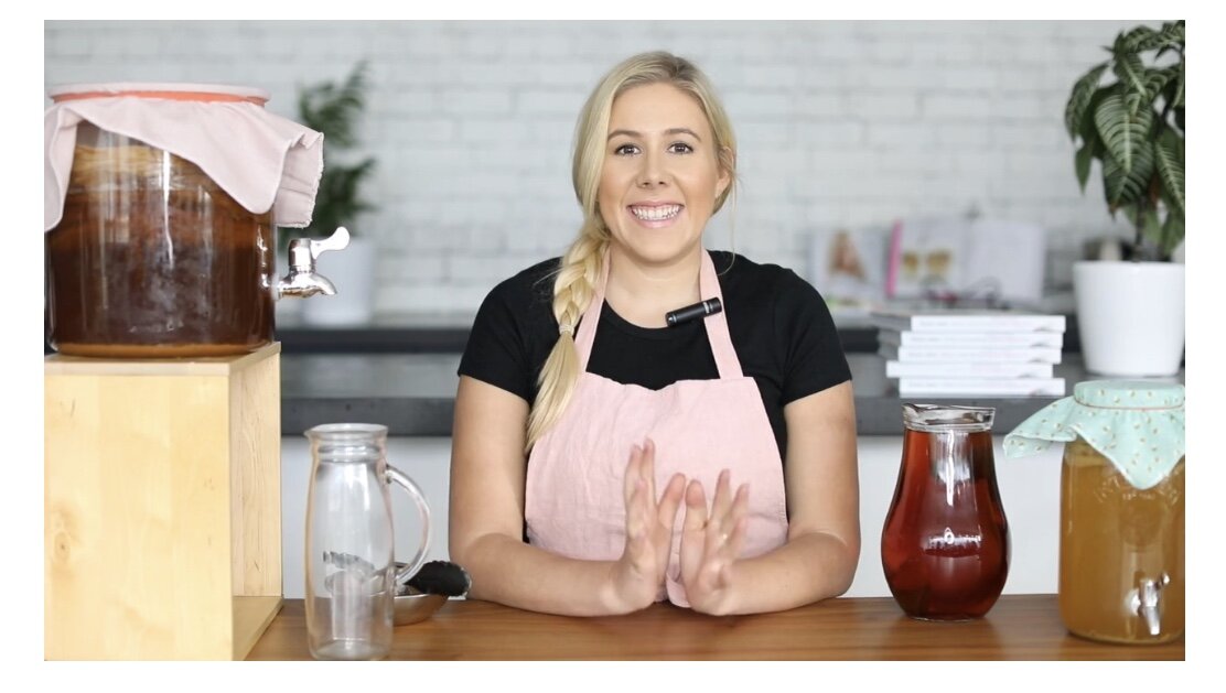 Making kombucha at home