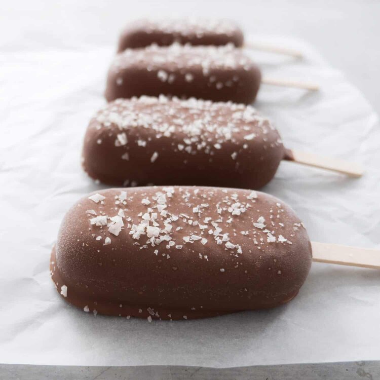 Silicone ice cream moulds with ice cream