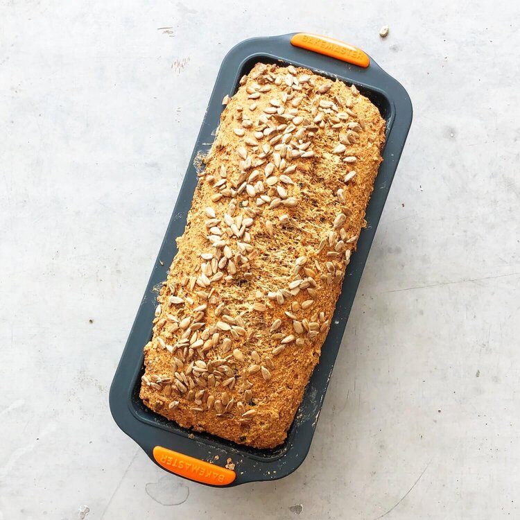 Silicone loaf pan, naturally non-stick