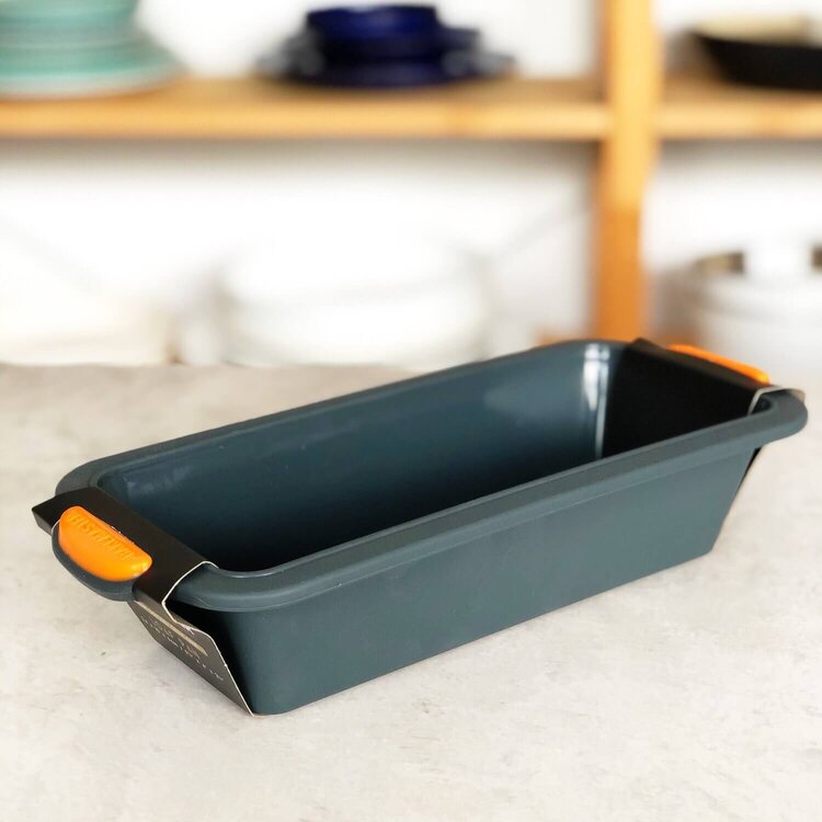 Silicone loaf pan