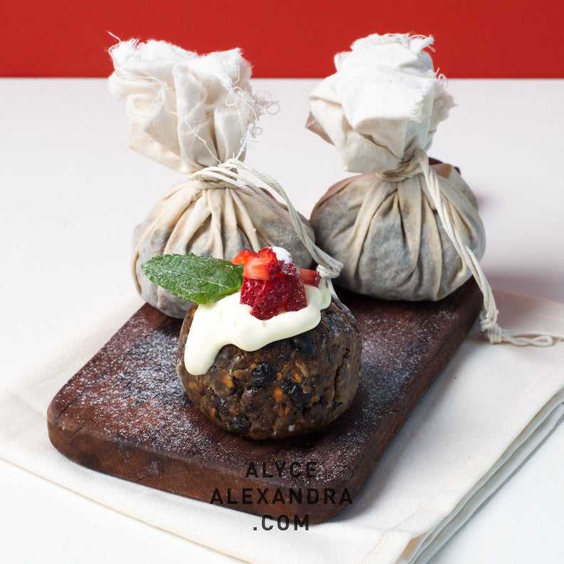 Puddings steamed on the stainless steel trivet in a slow cooker